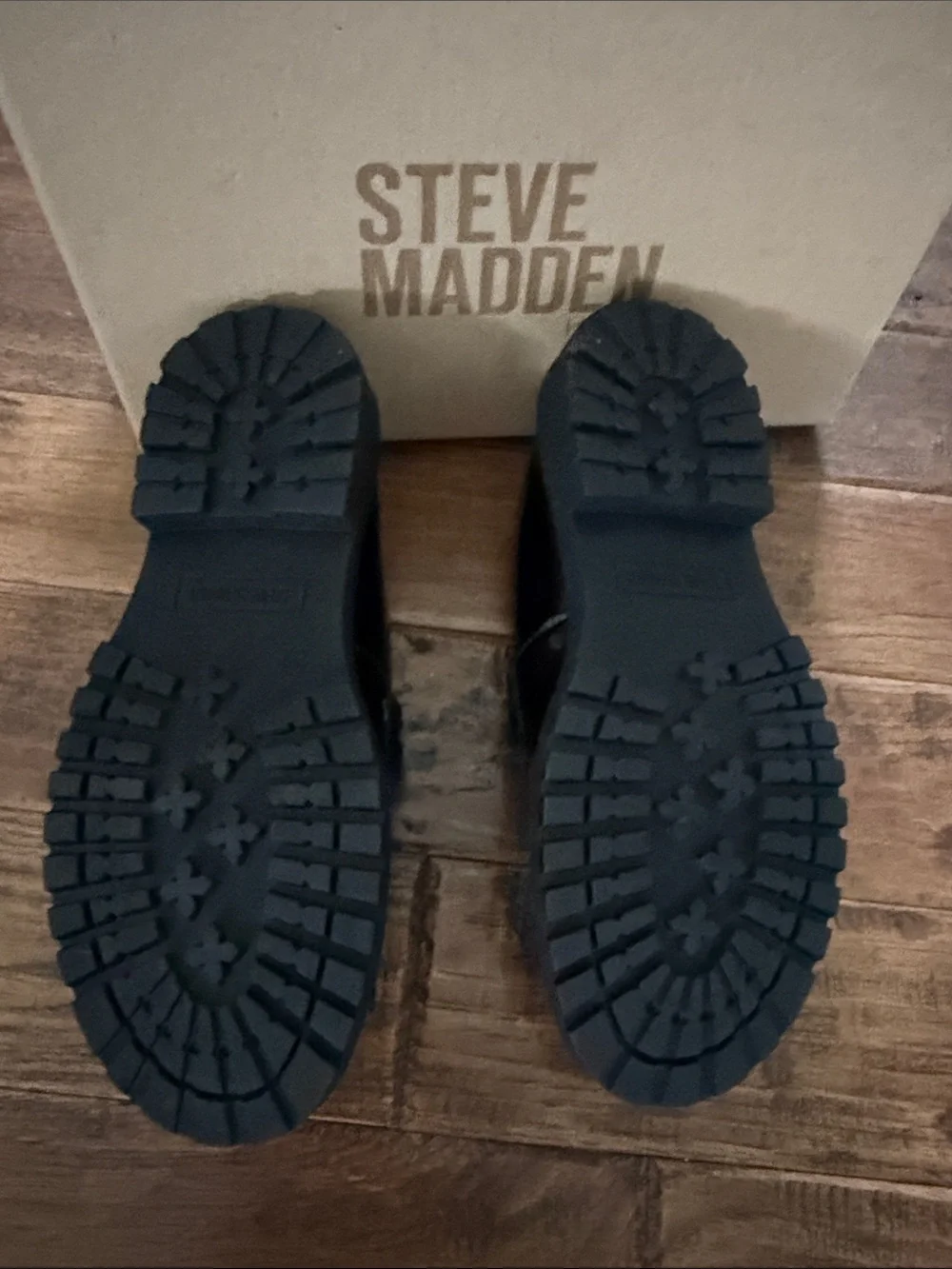 Steve Madden Girls Shoes Lando Loafer in Black Patent Size 2